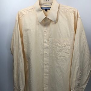 Tommy Hilfiger Checkered Button Down Dress Shirt